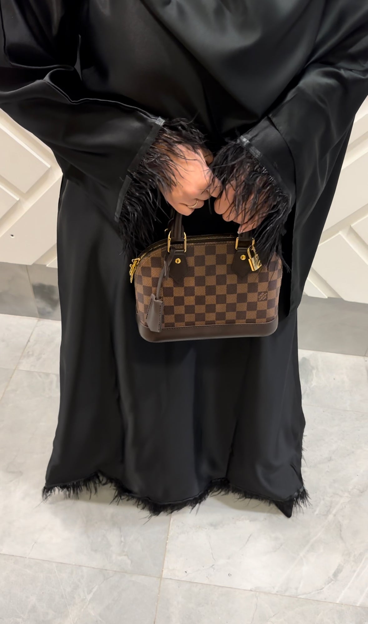Abaya Feather